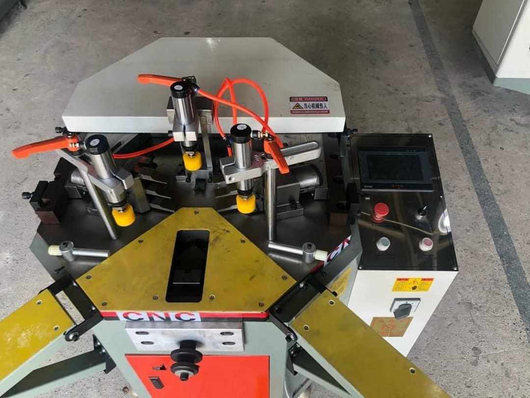 MÁY ÉP GÓC CNC CAO CẤP