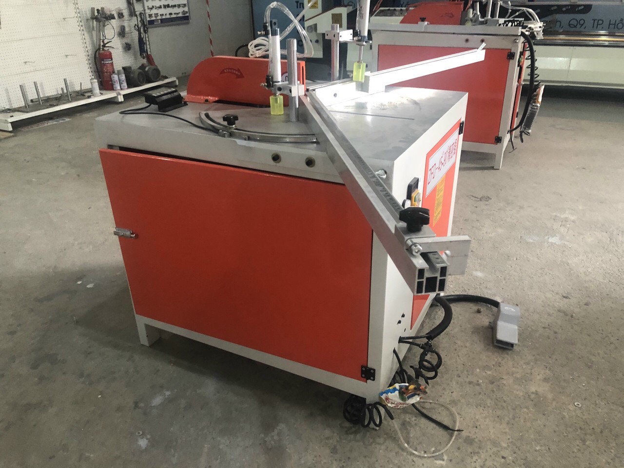 Vận chuyển dòng máy cắt nhôm nội thất cao cấp của HaloTech về Quỳnh Phụ, Thái Bình